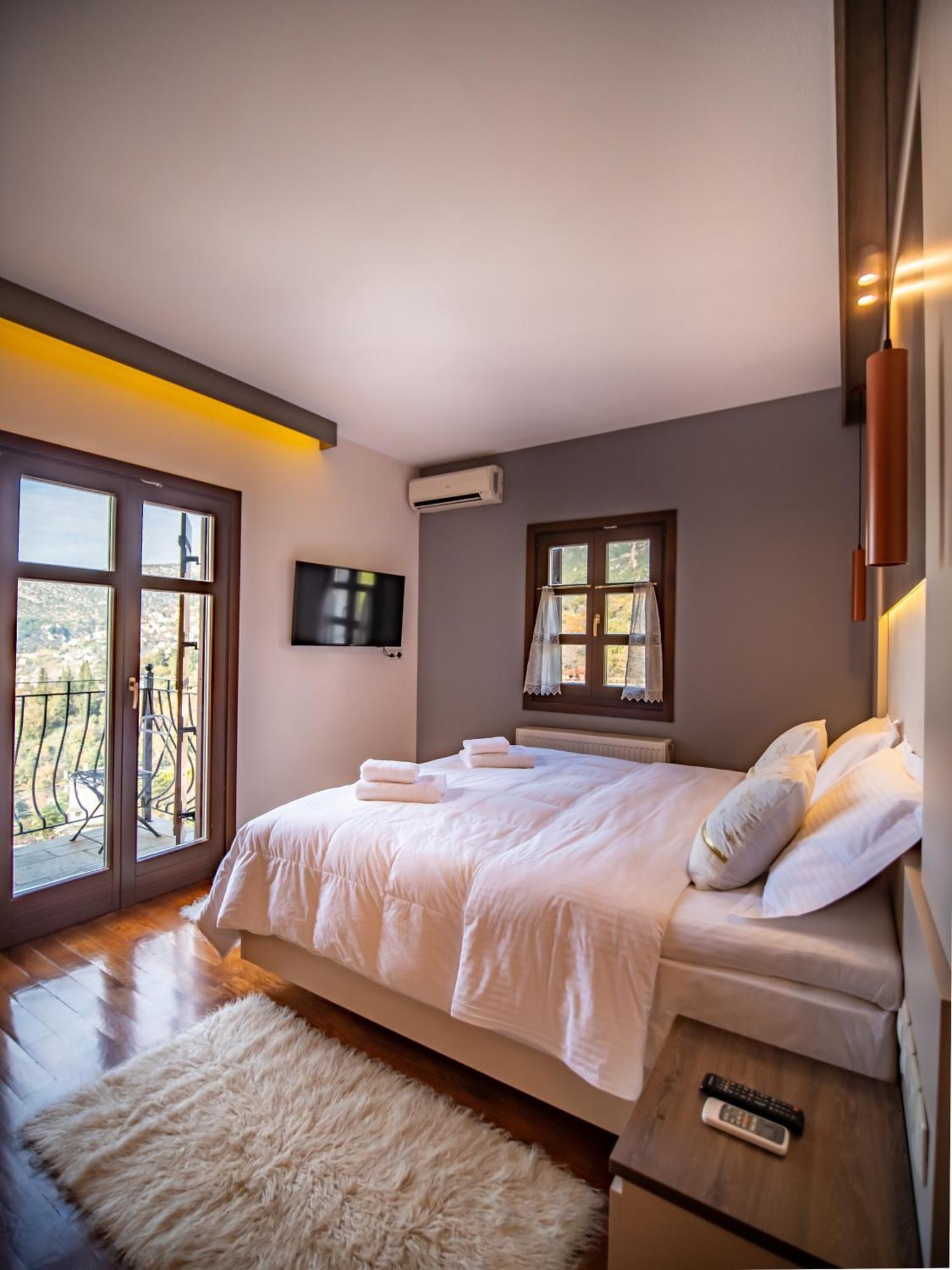 Erofili Hotel & Suites Portaria  Ngoại thất bức ảnh