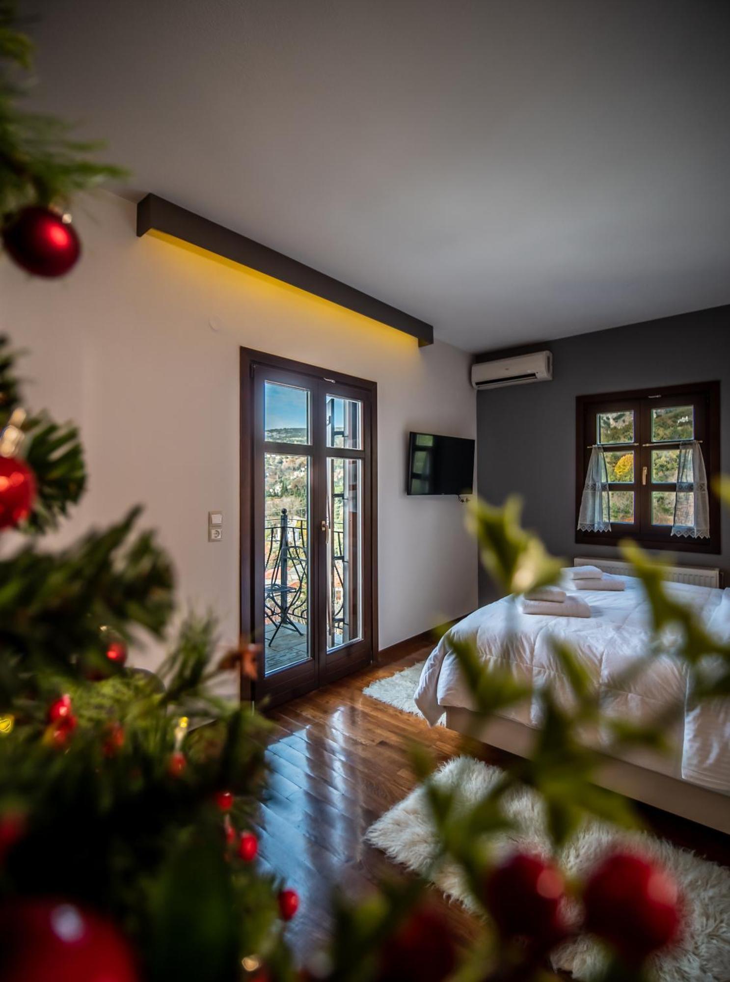 Erofili Hotel & Suites Portaria  Ngoại thất bức ảnh